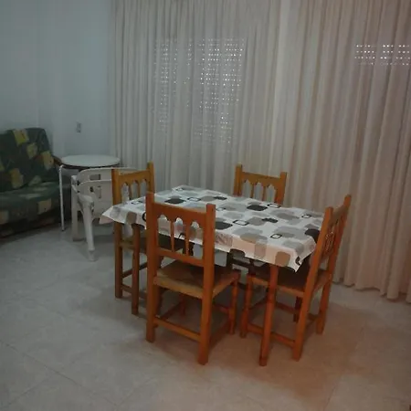 Parada شقة أوروبيسا ذيل مار